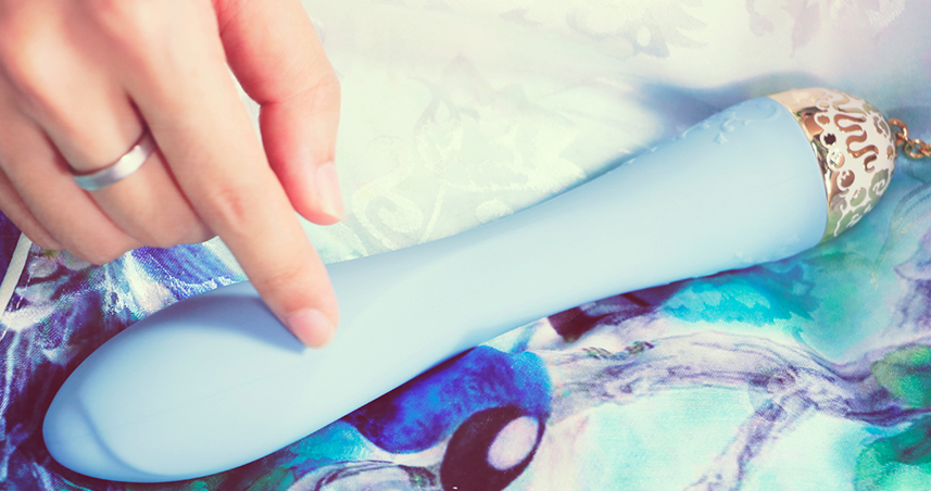 坐拥华丽男宠  ZALO单头震动棒真人体验